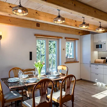 Dom Nad Potokiem Z Sauna Hébergement de vacances *